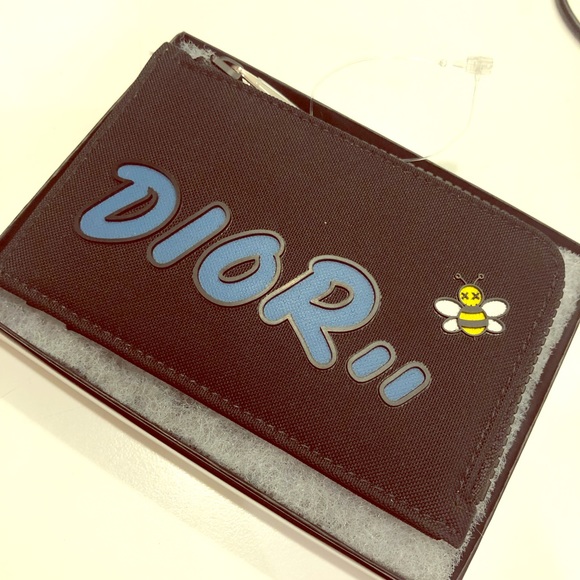 Wallet - Picture 1 of 1